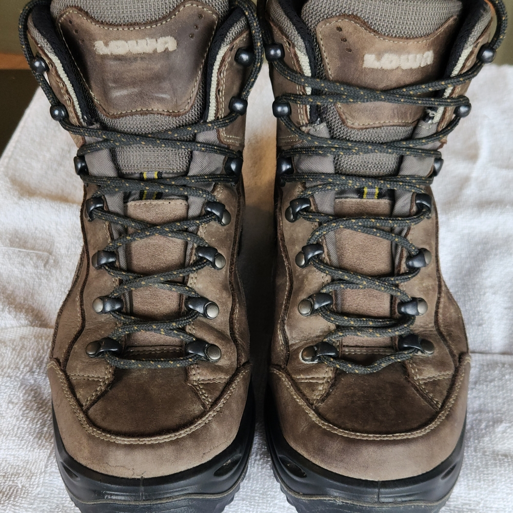 Womens Lowa Brown Lace Up Boots with Ankle Support